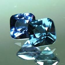 Blue Garnet 1 5 Million Per Carat Minerals And Gemstones Gemstones Crystals And Gemstones