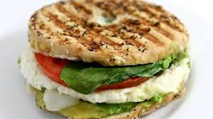 Power Breakfast Sandwich Egg White Avocado And Spinach Panera Copycat Recipe Yummly Recipe Healthy Breakfast Sandwich Superfood Breakfast Healthy Breakfast Recipes