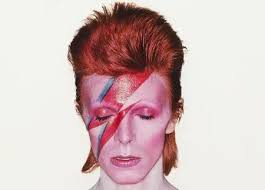 Poder Fantasma se inspira en el j-pop para su nuevo single: "ansiedad >.