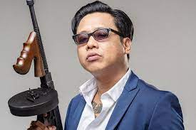 Mas gofar kalau ada waktu saya ingin ketemu untuk bahas ngobam tentang seniman daerah banyuwangi diangkat ke jakarta. Qcheawnpho8lpm