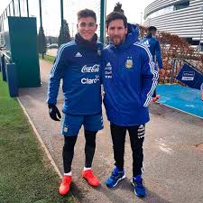 Mi pagina es para fans de julion alvarez y para los que les guste su musica. Se Probo En Boca Paso Por Real Madrid Y Marcaba Mas De 40 Goles Por Ano La Peculiar Historia De Julian Alvarez La Incipiente Figura De River Infobae