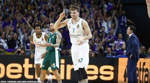Descubrí la mejor forma de comprar online. Analyse Luka Doncic Rookie Der Dallas Mavericks Basketball De
