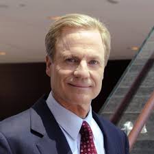 A fogyasztónak nyújtott hitelről szóló 2009. Richard D Fairbank Monumental Sports