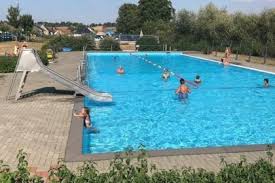 Familienkarte schwimmbad 2 erwachsene und 1 kind € 18,00 je zusätzliches kind € 3,00. Schwimmbad Archive Oberhessen Live