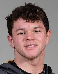 Reece Moore's Instagram, Twitter & Facebook