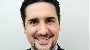 Mauricio Mondragon's Instagram, Twitter & Facebook