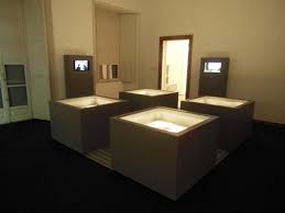 Aisthesis Corradoanselmi Turrell, who has been working with light and perception for over 50 years with projects all over the globe, says: corrado anselmi