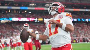 Chiefs QB Gardner Minshew discusses adjusting to the coach's game plan