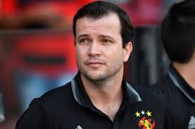 Botafogo acerta contratação de atacante do Grêmio