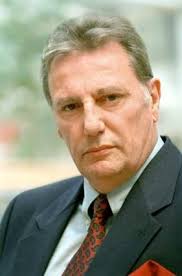 Paul Darrow