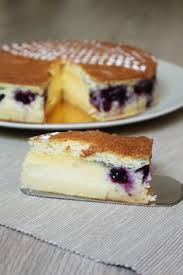 Apres Avoir Teste Le Gateau Magique Au Chocolat Et Celui A La Vanille Voici Le Gateau Magique A Recette Gateau Magique Recette Tarte Aux Myrtilles Gourmandise