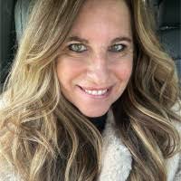 Kristi Tipton's Instagram, Twitter & Facebook