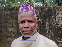 Une vieille femme chute mortellement d'un véhicule à Kagbelen : le syndicat  des transports accusé