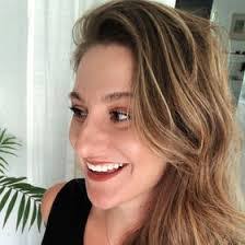 Ingrid Leek's Instagram, Twitter & Facebook