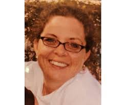 Lori Lavelle's Instagram, Twitter & Facebook