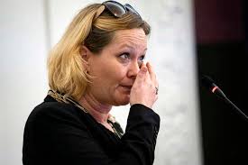 Camilla Johnson from Inside Out receives Finn Noergaard Associations work  scholarship Finn