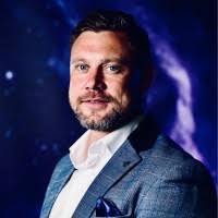 600+ "Buckingham" profiles