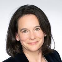 Eve Ayers's Instagram, Twitter & Facebook