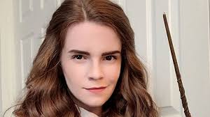 Emma watson is rumored to have hooked up with robert pattinson (2018) and roberto agnillera (2008). Similar To Emma Watson This Woman Is Often Considered As Hermione
