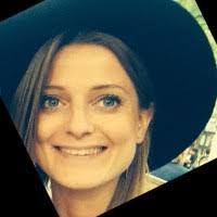 Caroline Hoff's Instagram, Twitter & Facebook