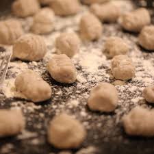 Panettone De Conticini Pas A Pas En Photos A Prendre Sans Faim En 2020 Alimentation Pommes De Terre Bleues Recette Gnocchi
