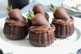 We think of them as a baker's secret weapon: Triple Chocolate Mini Bundt Cakes Hip Foodie Mom