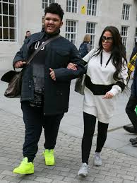 Ehemalige fußballstars wie didier drogba, park ji sung und dwight yorke machen bei einem benefizspiel zu gunsten der feuerhilfe in australien mit. Katie Price Expects Ex Dwight Yorke To Bail Her Out Of Bankruptcy
