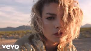 Emma e il nuovo album Souvenir: la recensione