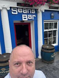 The Oldest pub in the world…Just one of my stops today… would have loved to  have a few pints 🍺 in there but had to be responsible beep beep 🚗…Athlone  Ireland 🇮🇪 |