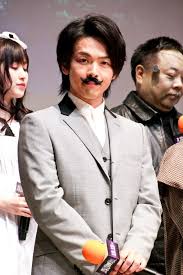 フォトギャラリー 神木隆之介 中村倫也 浜辺美波がハロウィンイベントに登場 シネマトゥデイ 中村 倫也 倫也 神木隆之介