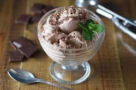 Cara membuat es krim rumahan cokelat lembut. 5 Resep Es Krim Lembut Mudah Dibuat Sendiri Aneka Minuman
