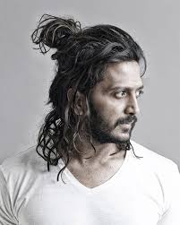 To increase blood circulation and stimulate faster hair growth, men can also massage their scalps to invigorate hair follicles. 6 Simple Tricks For Men To Avoid Sloppy Hairstyles Grow Long Luscious Hair