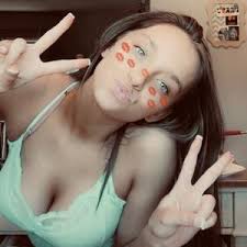 Ava Zachary (@fatfatlilthug)