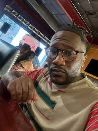 I did a thing… I'm never comfortable doing desserts outside of pound cakes  however, I am proud of myself! They look really amazing! Shout of to Duane  Lynn for his support and