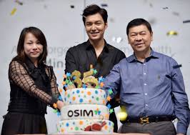Lee min ho has been laying low for a while after undergoing a surgery to remove the metal rod on his right leg. Myosimudiva An Unforgettable Moment With Lee Min Ho Hype Malaysia
