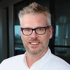 Speaker Jonathan Sinclair