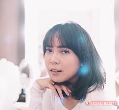 Sukses memainkan peran dalam serial hbo berjudul halfworlds, reza rahadian masih menjadi salah satu aktor papan atas indonesia.memiliki gaya rambut berbeda dalam setiap peran yang dimainkan, reza rahadian selalu tampil stylish dengan gaya rambut keren. Model Rambut Pendek Wanita Artis Indonesia Fitri Tropica Fashionsista Co Model Model Fashion Terbaru 2021