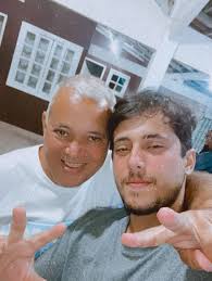 Reinaldo Avila (@reinaldo_ac) • Instagram photos and videos