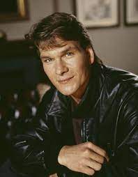 Patrick swayze was an icon of film. Patrick Swayzes Frau Bricht Nach 11 Jahren Ihr Schweigen Uber Eine Unbestatigte Krankheit