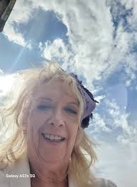 Fantastic to join Angela Rayner to welcome His Majesty King Charles to SXSW  to view an amazing installation by London artist Damien Roach. SXSW London  continues to show the world that our