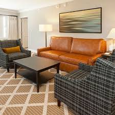 Located in scenic hanover nh across from the dartmouth green, pine is an american restaurant great for visits to dartmouth or stays at the hanover inn. Photos At Hanover Inn Dartmouth Hotel In Hanover