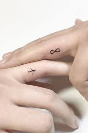Symbolic And Meaningful Couple Tattoos To Strengthen The Bond Meaningful Tattoos For Couples Couple Tattoos Unique Simple Couples Tattoos