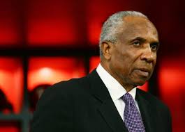 Former MLB executive settles sex discrimination lawsuit against Frank  Robinson