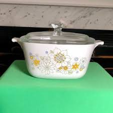 The cornflower range, with a blue floral design, is the most common pattern but is still worth a lot of money, the australian site said. Corningware Kitchen Corning Ware Floral Bouquet Pattern Casserole Poshmark