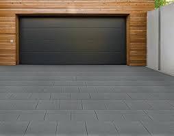 Ob Hauseinfahrt Hofeinfahrt Oder Garageneinfahrt Der Zugang Zum Haus Ist Immer Die Visitenkarte Es Gibt Vers Hofeinfahrt Garageneinfahrt Einfahrt Gestalten