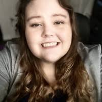 Raquel Robbins's Instagram, Twitter & Facebook