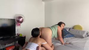 Lesbians fucking, sucking ass