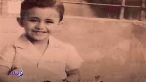 أحمد شوقي هو شاعرٌ مصري صاحب موهبة شعرية فذّة بشهادة الكثير من النقّاد والشعراء والأدباء، فقد كان الشعر يجري على لسانه بكل سلاسة ويسر، فبلغ شوقي مكانة. Ø­ÙƒØ§ÙŠØ© Ø±Ø­Ù„Ø© ØªØ¹Ù„ÙŠÙ… Ø·Ø§Ø±Ù‚ Ø´ÙˆÙ‚ÙŠ Ù…Ù† Ø§Ù„Ù…Ø¯Ø±Ø³Ø© Ù„Ù„Ø¬Ø§Ù…Ø¹Ø© Ù‚Ø¨Ù„ Ø£Ù† ÙŠØµØ¨Ø­ ÙˆØ²ÙŠØ±Ø§