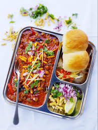 Misal pav can be had as a snack or breakfast or as a light lunch. Misal Pav Myspicetrunk