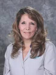 Karen Klawitter's Instagram, Twitter & Facebook